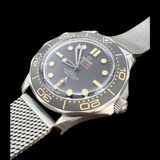 Omega Seamaster diver 300m co-axial Master Chronometer 42mm 007 Edition 2022 titanium [1]