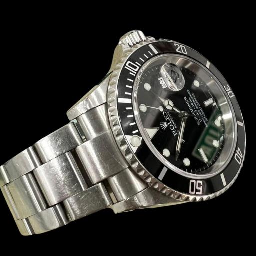 Rolex  Submariner Date  serial  ( Z ) 16610 año 2007. [2]