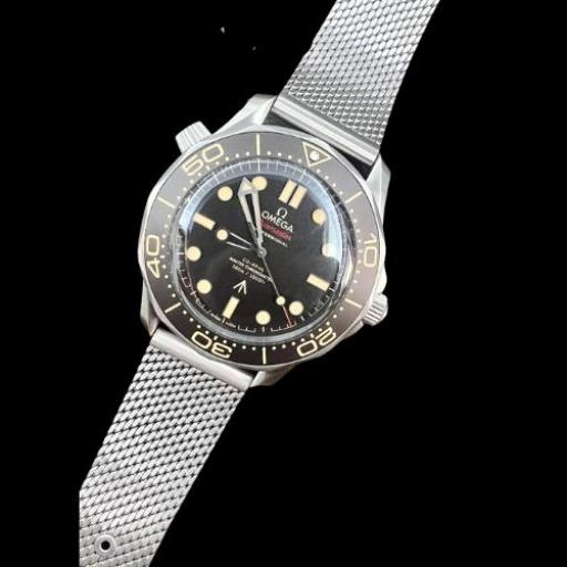 Omega Seamaster diver 300m co-axial Master Chronometer 42mm 007 Edition 2022 titanium [2]