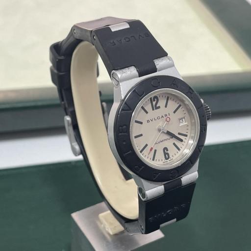 Bvlgari Bulgari Aluminio AL29TA Reloj de cuarzo para mujer con fecha de 29 mm. [1]