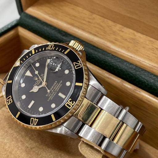 Rolex Submariner Date Steel and Gold ref.16613LN from 2001 serial P with solid end-links [2]