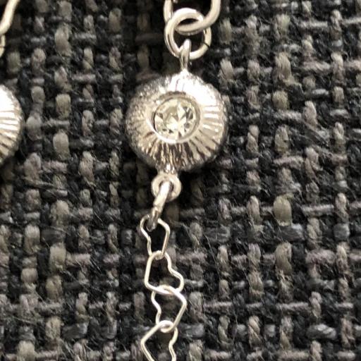 Pendientes de plata con pieza texturada , circonita y cadena de corazones [1]
