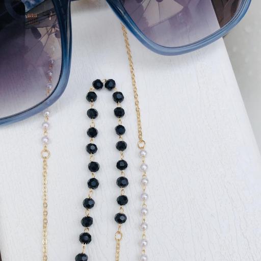Cadena gafas de acero dorado, bolitas de strass color negro y perlas blancas [0]