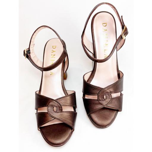 SANDALIA PLATAFORMA CHOCO