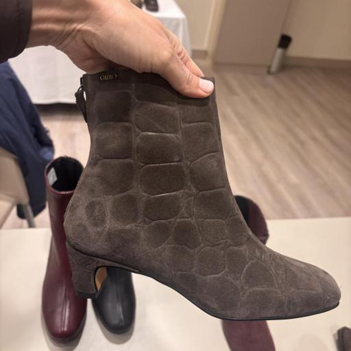 BOTIN ADRI NEGRO [0]