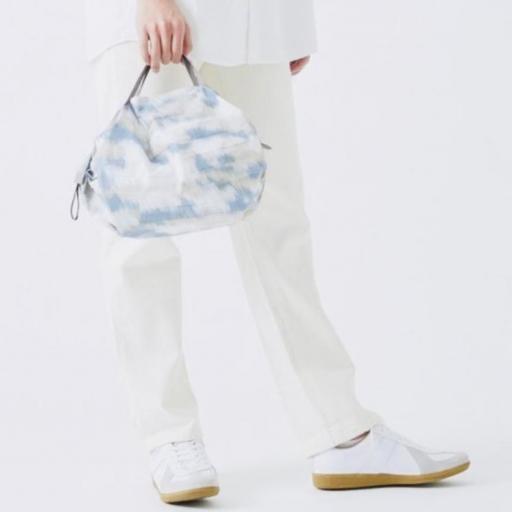 SHUPPATO S FLOATING CLOUDS NUBES
