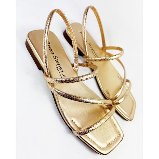 SANDALIA PLANA ORO