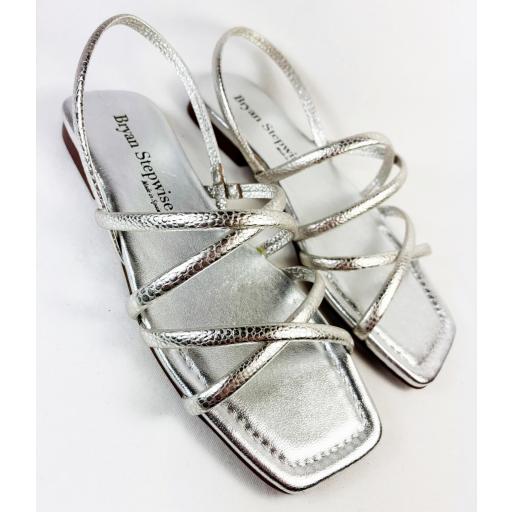 SANDALIA PLANA PLATA [0]
