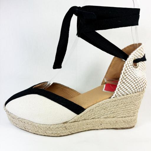 ALPARGATA CUÑA BEIGE/NEGRO