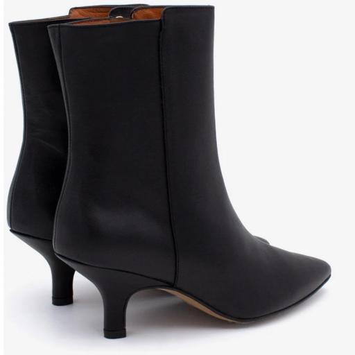 BOTIN DAYANA NEGRO [2]