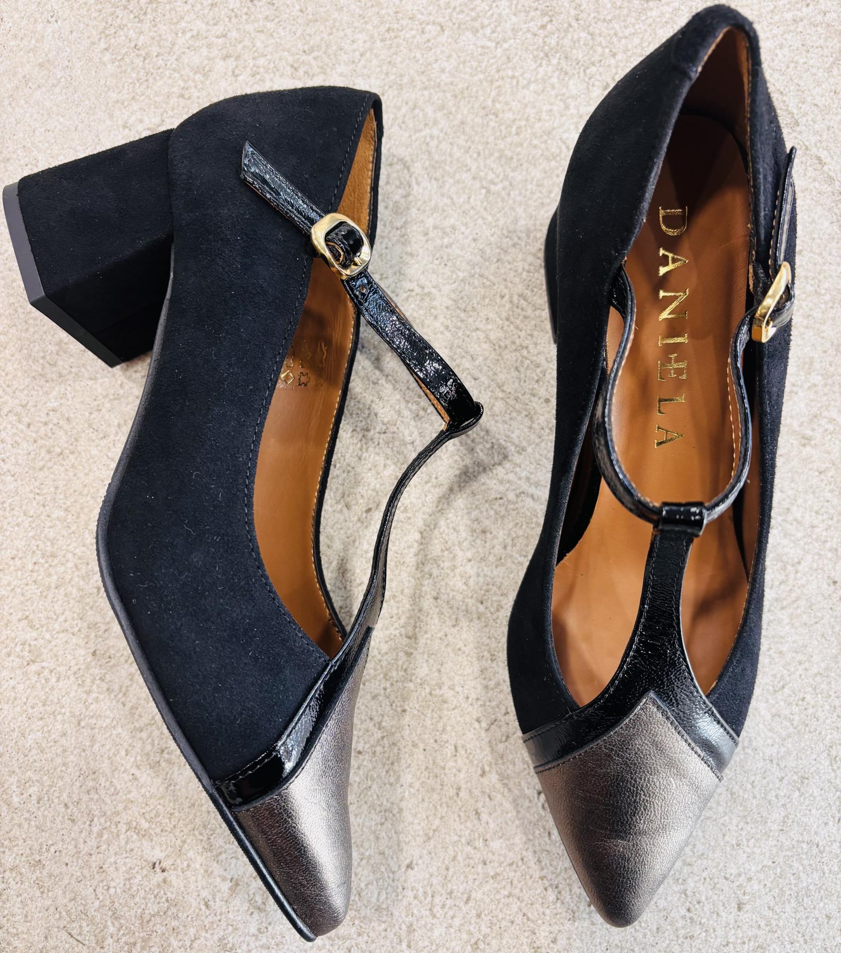 SALON T  NEGRO PUNTERA METAL