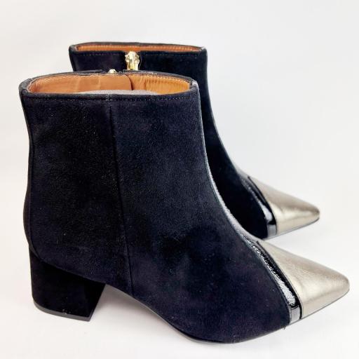 BOTIN NEGRO T PUNTERA METAL