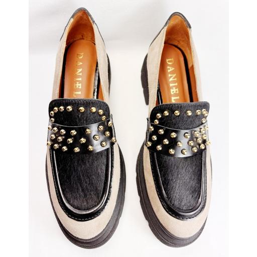 MOCASIN TACHAS PIEDRA