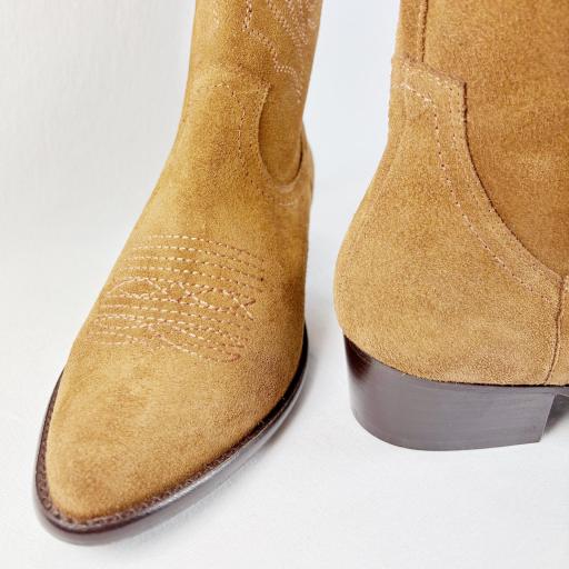 BOTA CAMPERA CUERO [2]