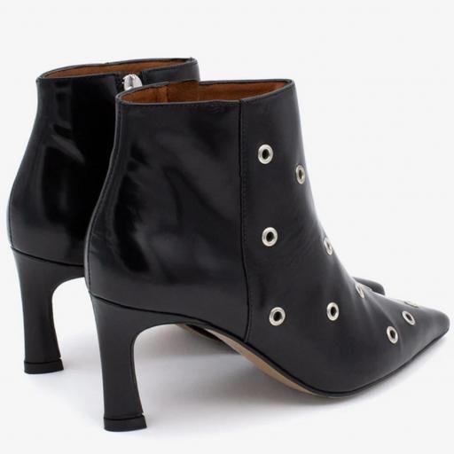 BOTIN CLARINE NEGRO AROS [2]