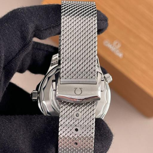 Omega Seamaster Diver 300M 42mm 210.30.42.20.01.010 [1]