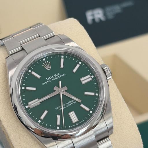 Rolex Oyster Perpetual 41mm 2026 [2]