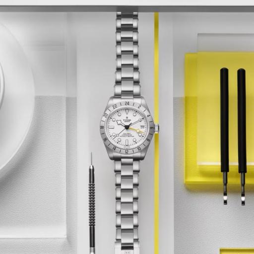 Tudor Black Bay Pro 39mm M79470-0004 [3]