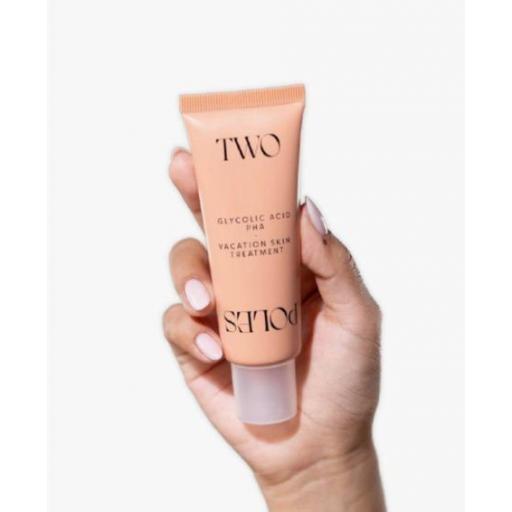 TWO POLES VACATION SKIN TREATMENT