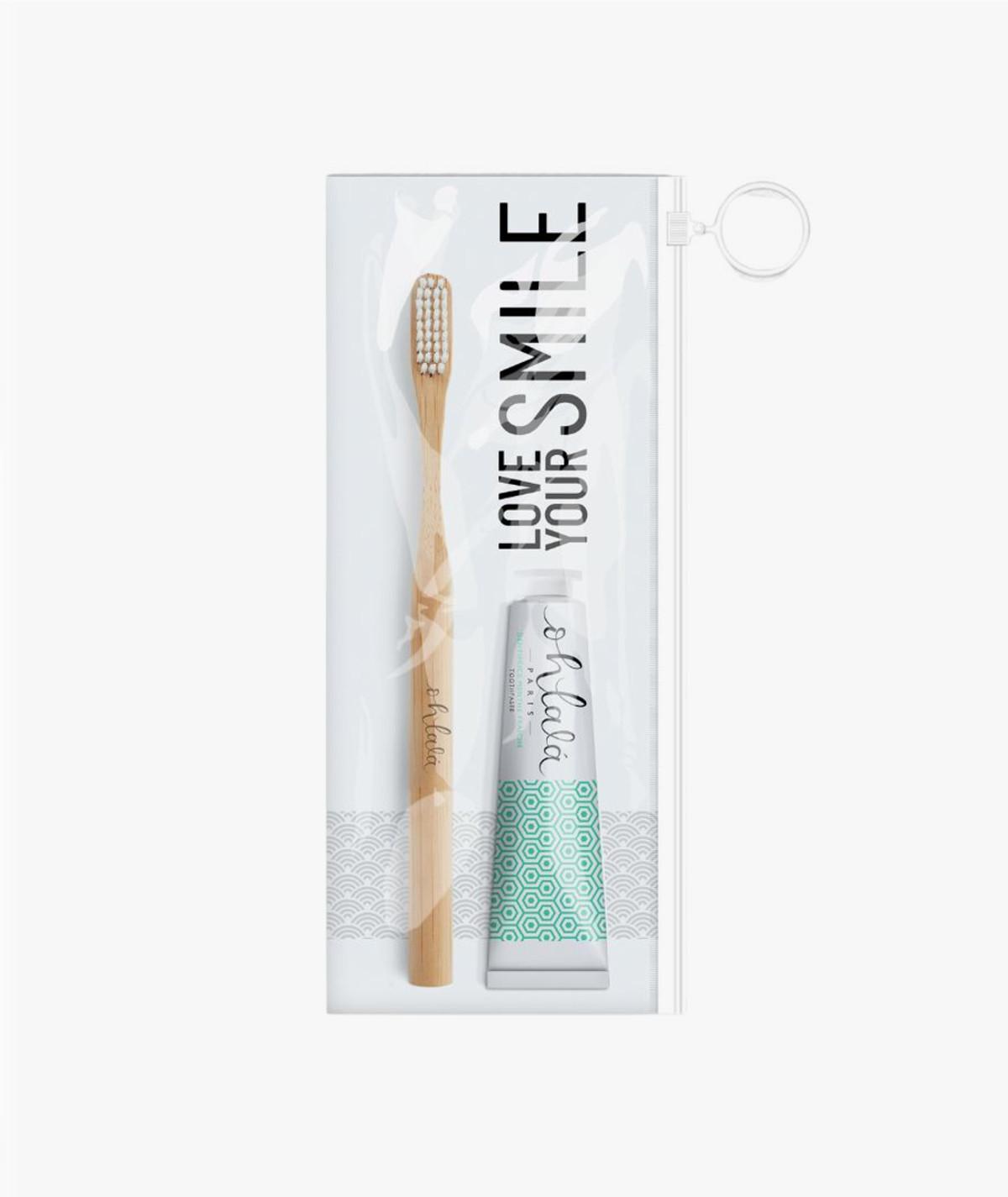 https://cdn.palbincdn.com/users/28823/images/ohlala-mini-travel-set-mint-ohlala-menta-fresca-15-ml-mini-bamboo-toothbrush-1689441295.jpg