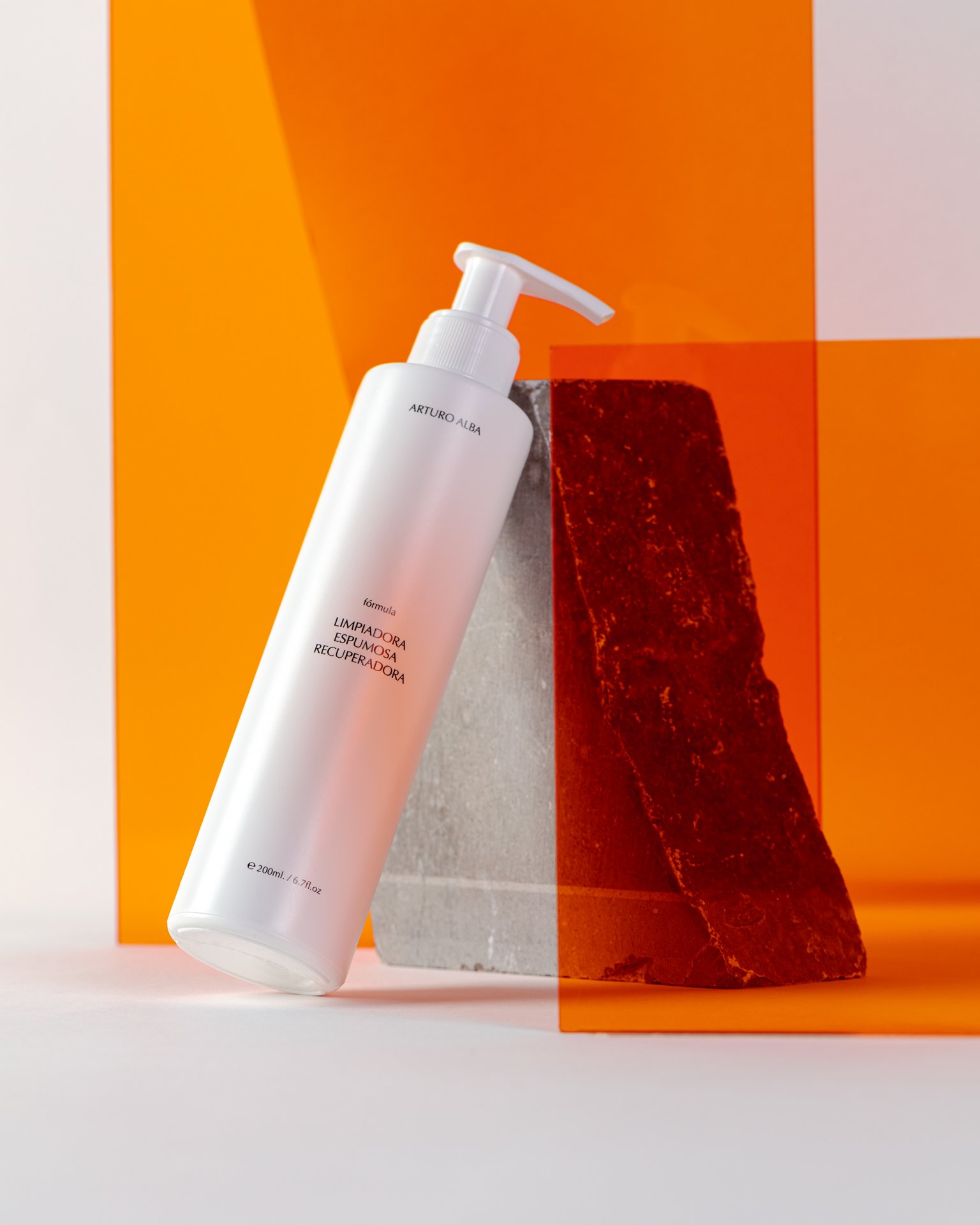 Arturo-Alba_Limpiadora_03-1 (1).jpg