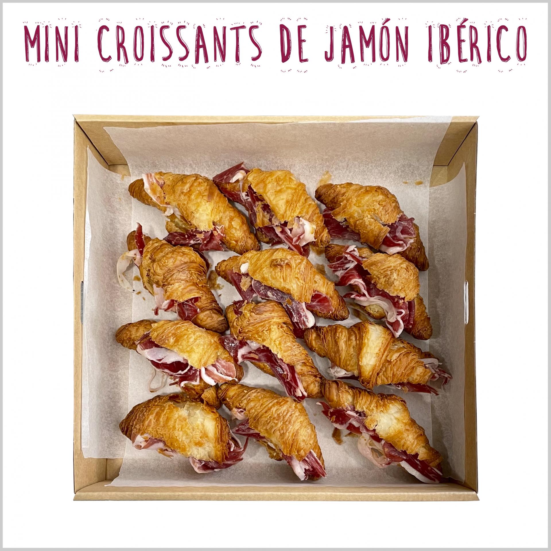 12 mini croissants de jamón ibérico