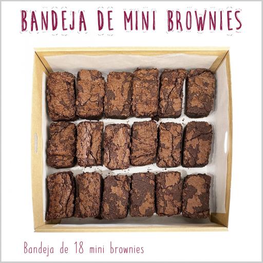 Bandeja de mini brownies
