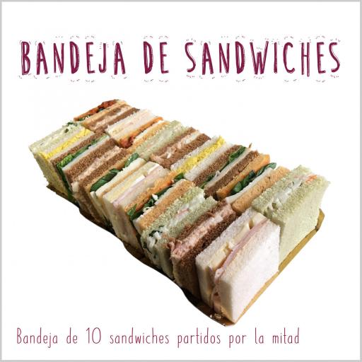 Bandeja de sandwiches [2]