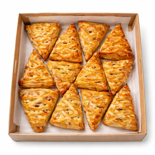 Mini triángulos de jamón y queso