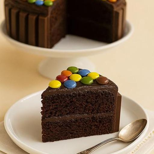 Tarta de Kit Kat & Lacasitos [1]