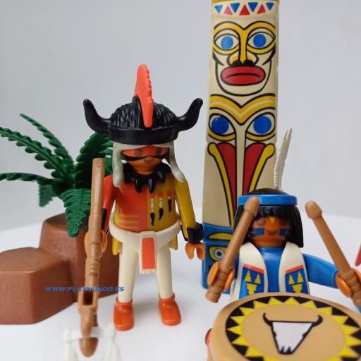 PLAYMOBIL 3873 INDIOS CON TOTEM (AÑO 1996) [2]