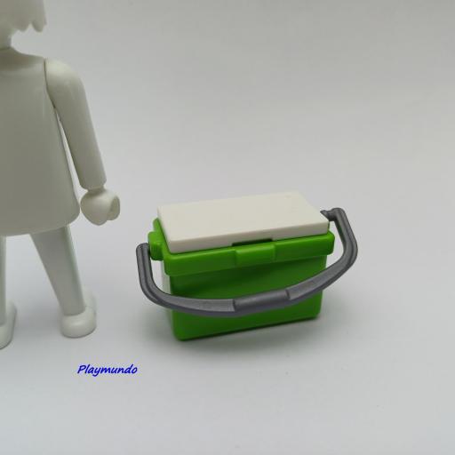 PLAYMOBIL CAJA TRANSPORTE NEVERA [0]