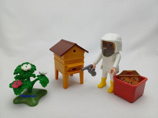 PLAYMOBIL APICULTORA CON COLMENA  [0]