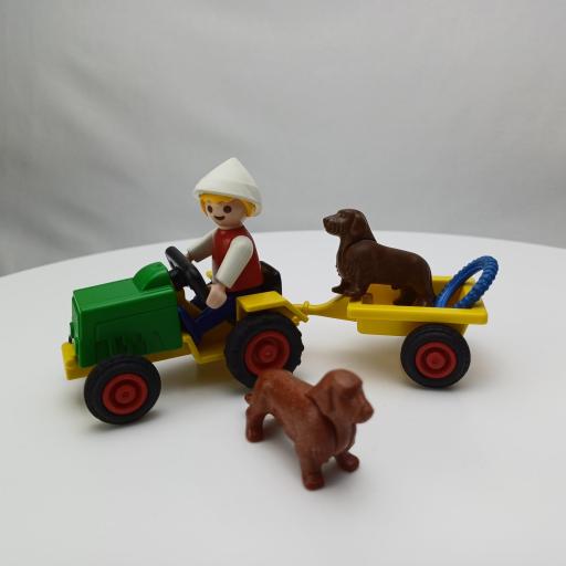 PLAYMOBIL 3715 NIÑO CON TRACTOR Y PERROS (AÑO 1992 - 1998) [2]