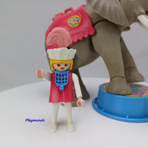 ​PLAYMOBIL 3711 ELEFANTE DEL CIRCO CON DOMADOR Y ACROBATA (V2 AÑO 1993 - 1994) [1]