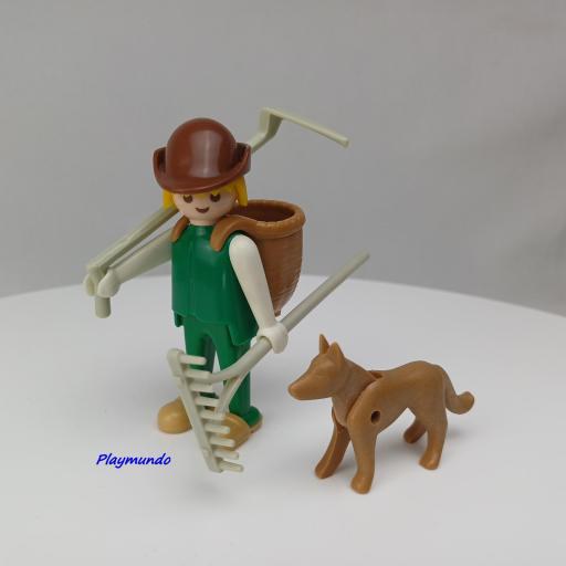 PLAYMOBIL 3373 CAMPESINO MEDIEVAL (AÑO 1977 -1980 ) [0]