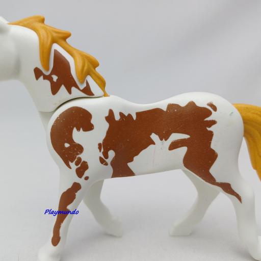 PLAYMOBIL CABALLO  BLANCO CON MANCHAS MARRONES (DESGASTE MANCHAS) [3]