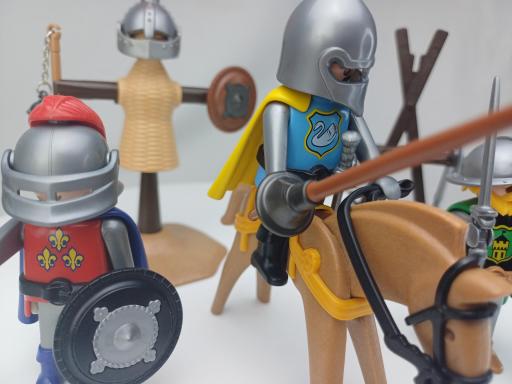 PLAYMOBIL 3668 ENTRENAMIENTO TORNEO MEDIEVAL CABALLEROS (AÑO 1993 - 2004) [3]