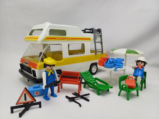 PLAYMOBIL 3258 FURGONETA CAMPING CARAVANA  (AÑO 1979-1988) 