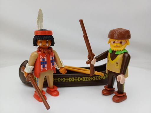 PLAYMOBIL 3397 INDIO CON TRAMPERO Y CANOA (AÑO 1991 - 1995)