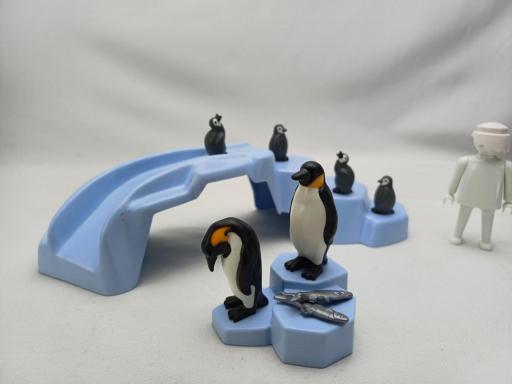 PLAYMOBIL PINGUINOS CON DECORADO ANIMALES AVES ZOO