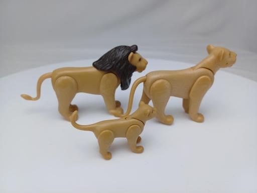 PLAYMOBIL FAMILIA LEONES ANIMALES  [2]