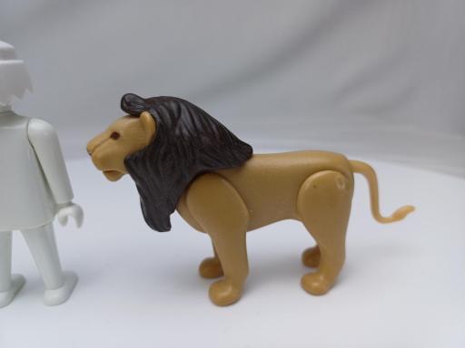 PLAYMOBIL ANIMALES LEON  mod24