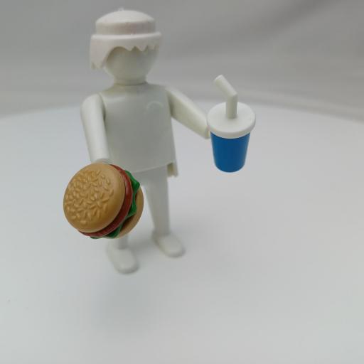 PLAYMOBIL BEBIDA Y HAMBURGUESA [1]