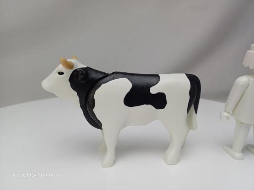 PLAYMOBIL TORO BUEY