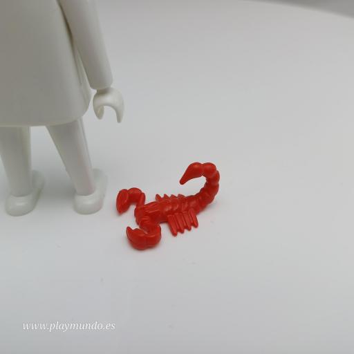PLAYMOBIL ANIMALES ESCORPION ROJO