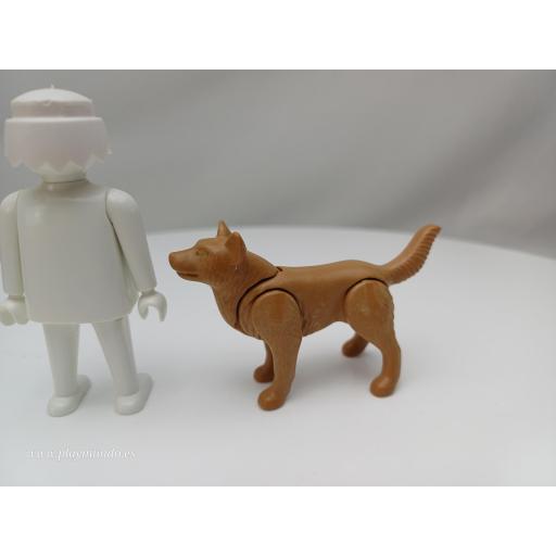PLAYMOBIL LOBO MARRON PERRO ANIMALES  mod0042
