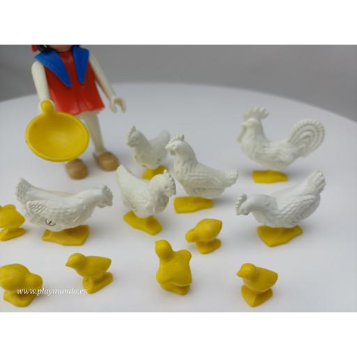 PLAYMOBIL 3595 GRANJERA ALIMENTANDO GALLINAS  (AÑO 1981) [3]