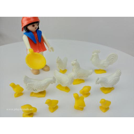 PLAYMOBIL 3595 GRANJERA ALIMENTANDO GALLINAS  (AÑO 1981) [4]