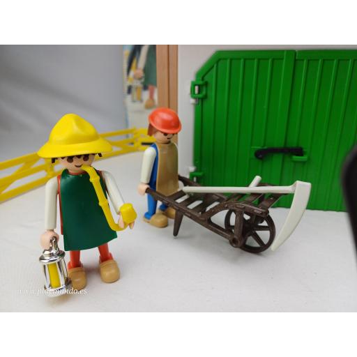 PLAYMOBIL 3436 GRANJA PONIS (VERSION 1 AÑO 1985) [2]